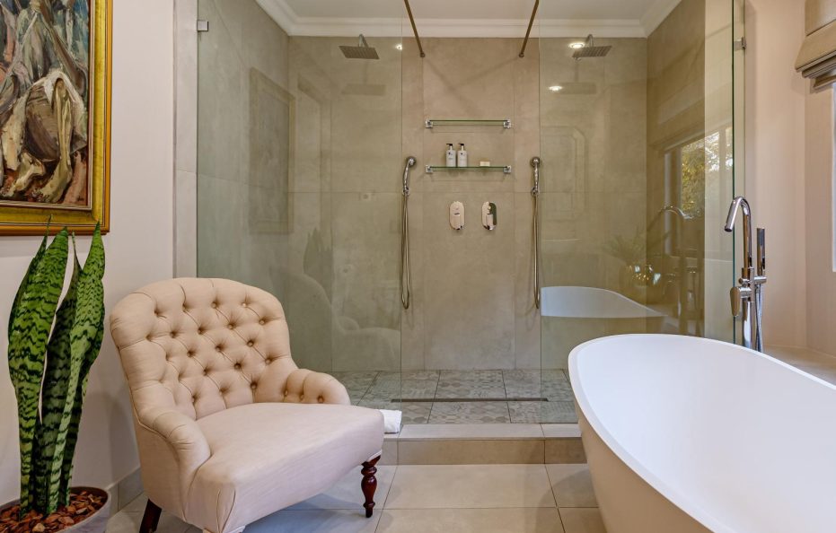 Christie’s Superior Rooms