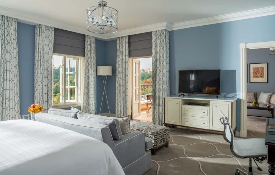 Panoramic View One Bedroom Suite