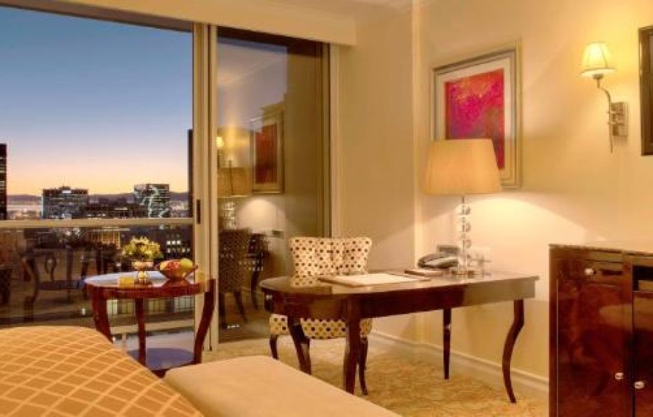 Luxury Tower Room with City View