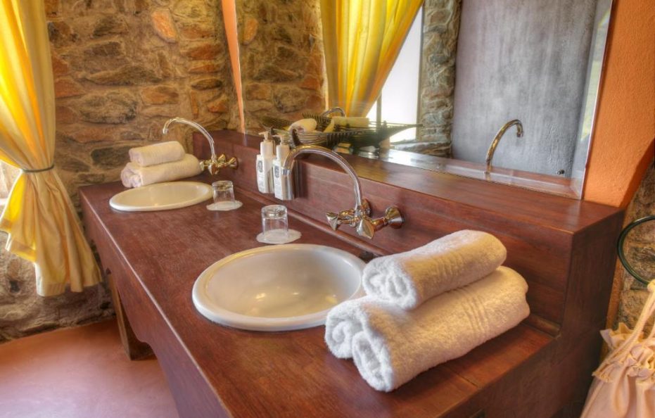 Le Mirage Camelthorn Rooms