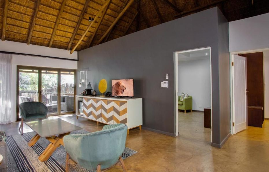 Ivory Tree Family Suite