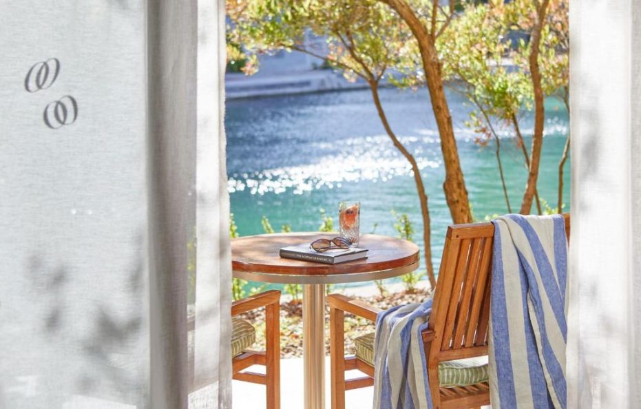 Island Superior King Room