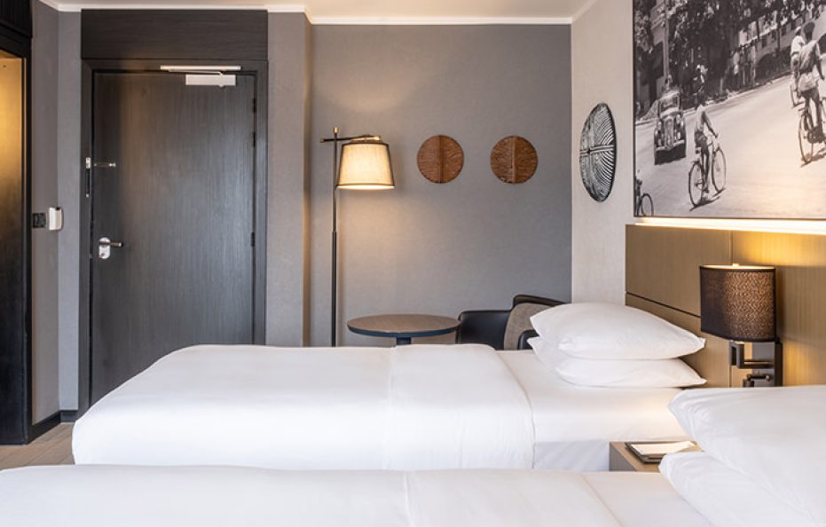 K Hotel Deluxe Twin Room