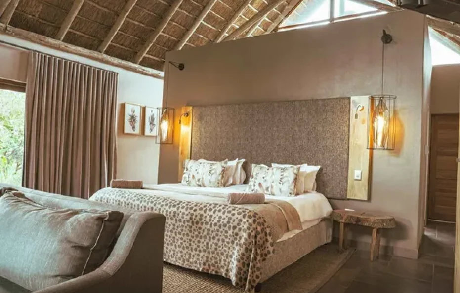 Black Rhino Luxury Suites