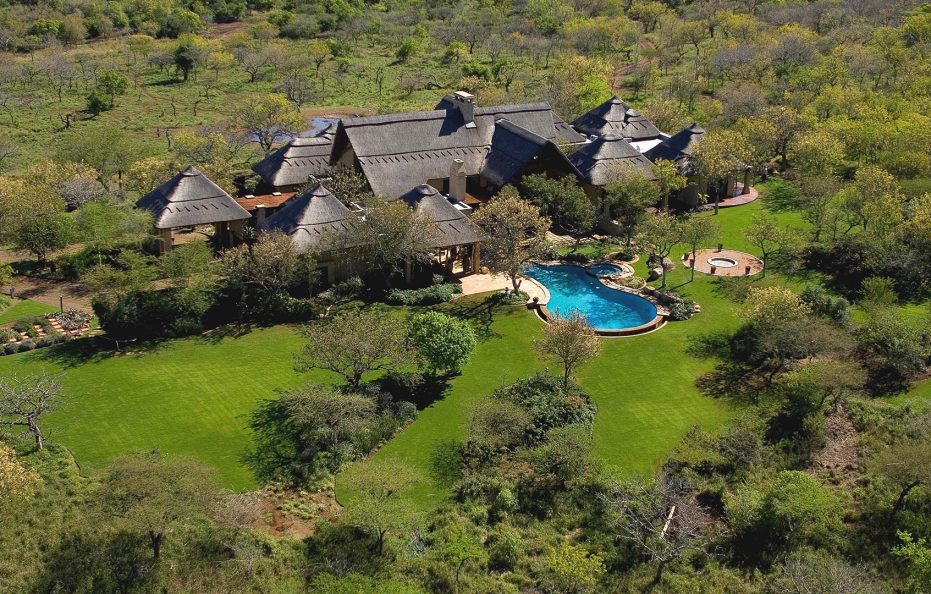 Thanda Safari Lodge