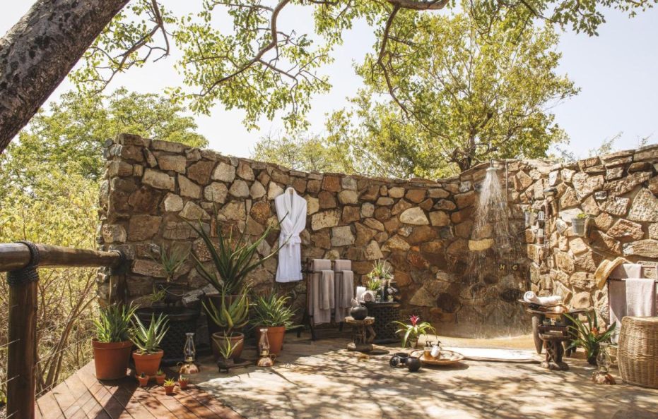 Tuningi Safari Lodge