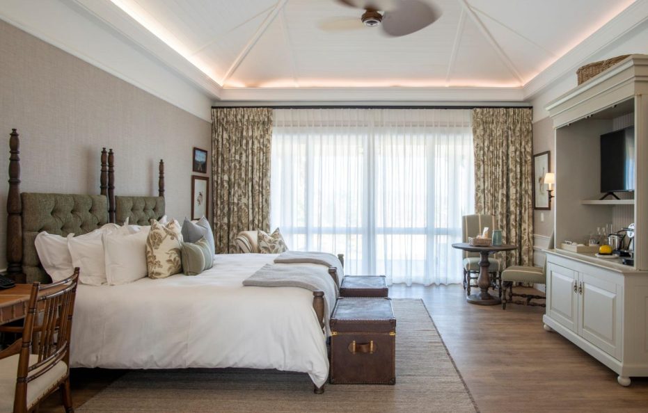 Long Lee Manor Garden Room