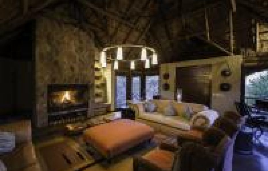 Tshwene Lodge