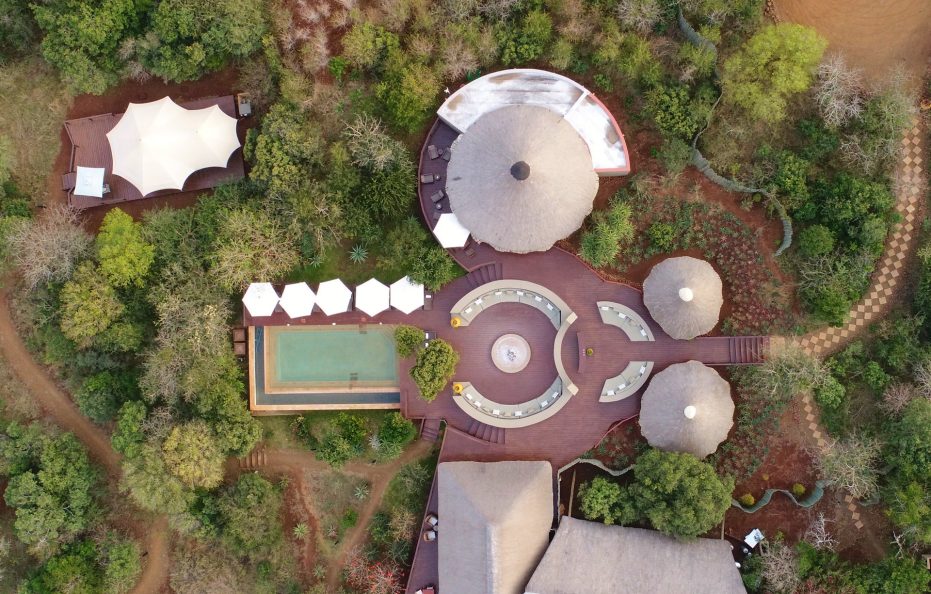 Thanda Safari Lodge