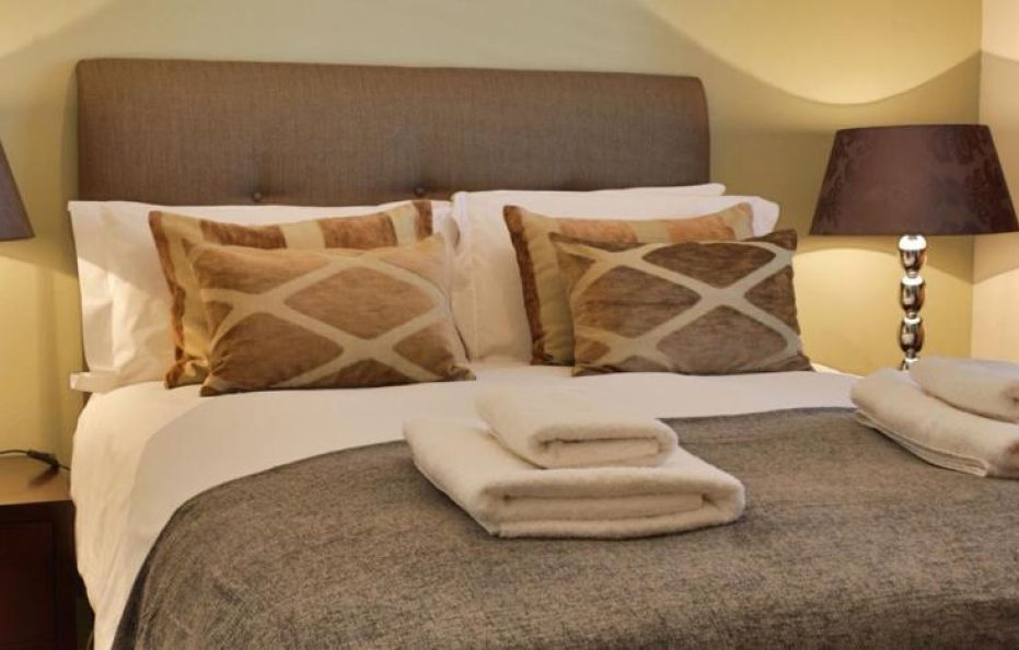 Westay Two-Bedroom Apartment