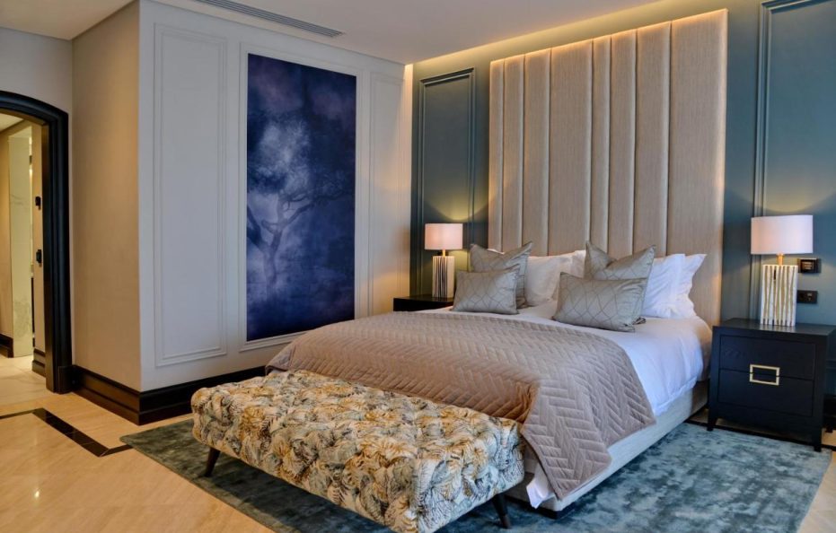 Apogee Standard Suite City View