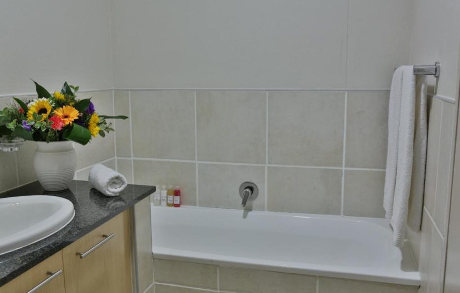 Westay Two-Bedroom Apartment