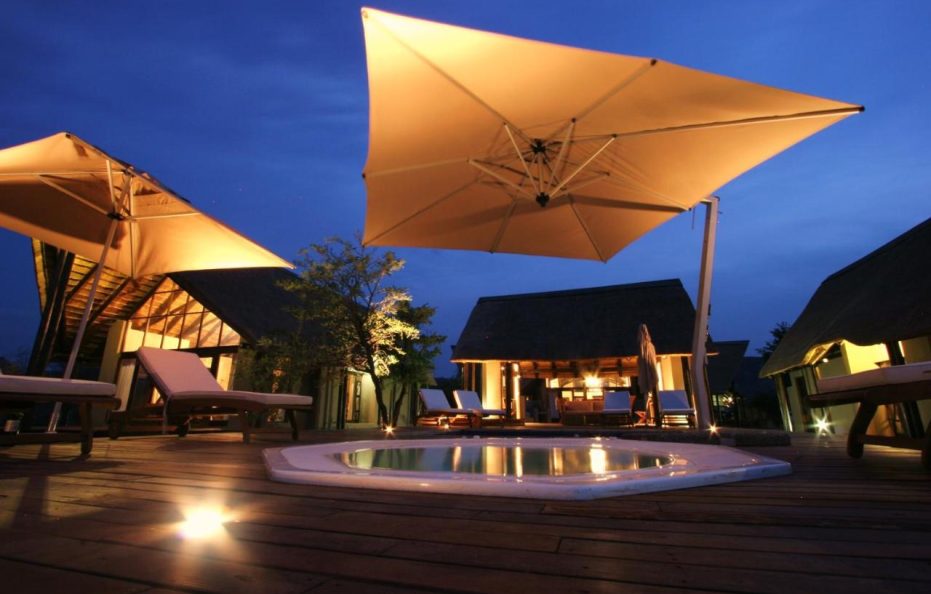 Buffalo Thorn Lodge