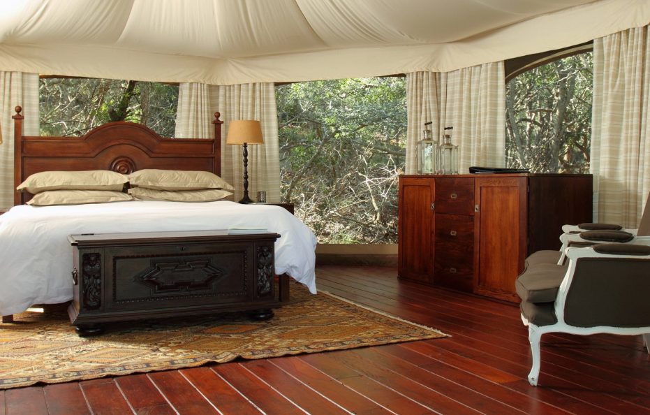 Thanda Safari Lodge