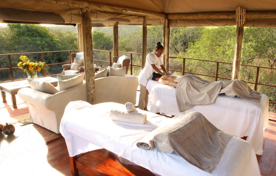 Thanda Safari Lodge
