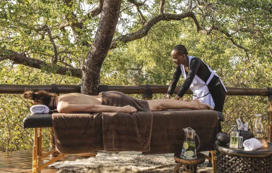 Tuningi Safari Lodge