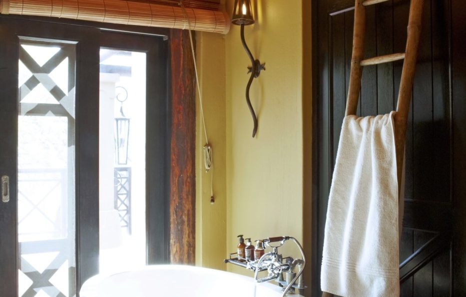 Thanda Safari Lodge