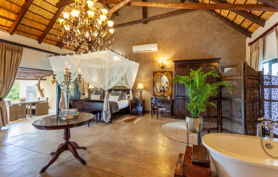 Kings Camp Honeymoon suite