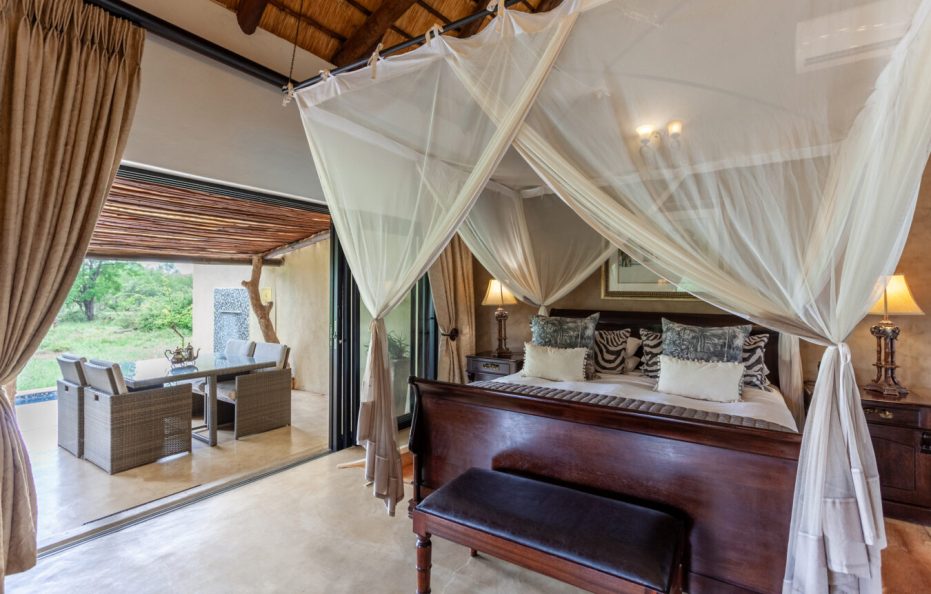Kings Camp Honeymoon suite