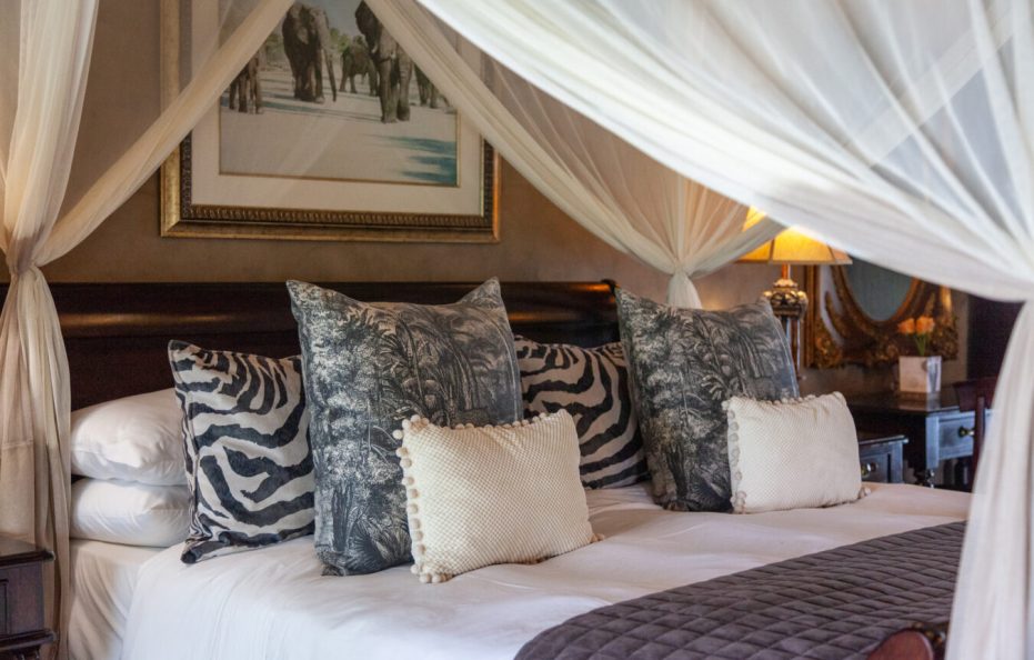 Kings Camp Honeymoon suite