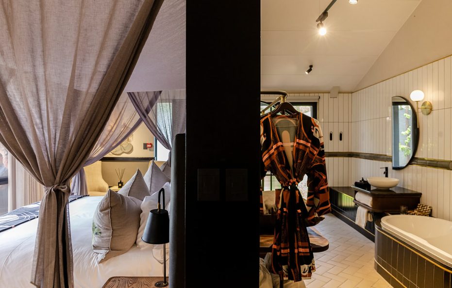 Bridge House Sunset Suite