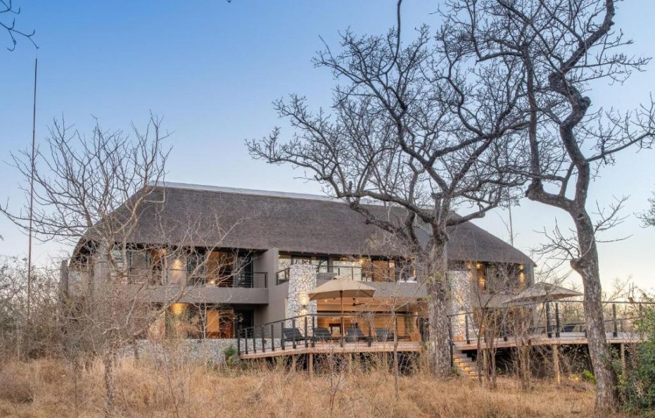 Elephant Point Xidulu Lodge