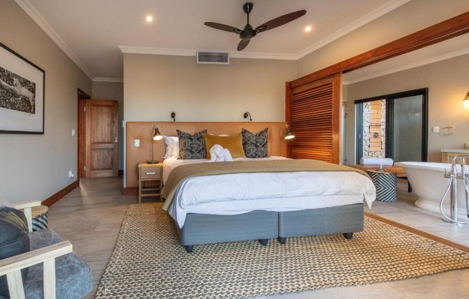 Elephant Point Xidulu Lodge