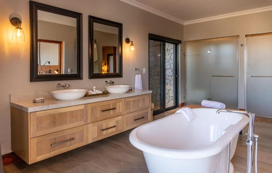 Elephant Point Xidulu Lodge