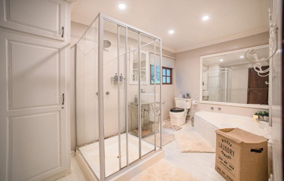 Serenity Luxury Lake View Suites Ground floor