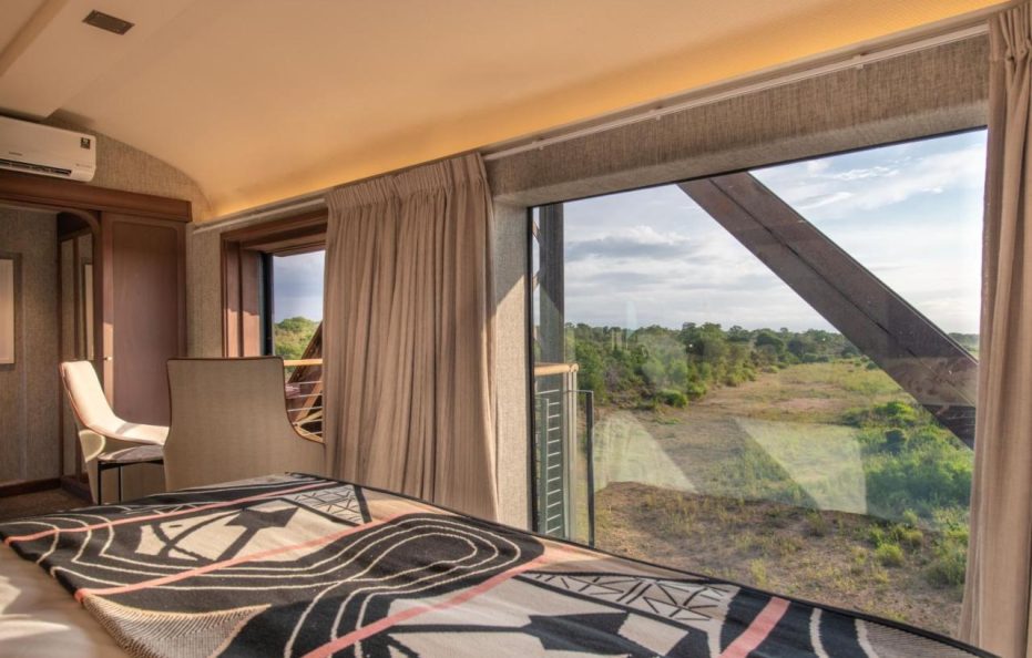 Train on The Bridge and Garden Suites – Kruger Shalati