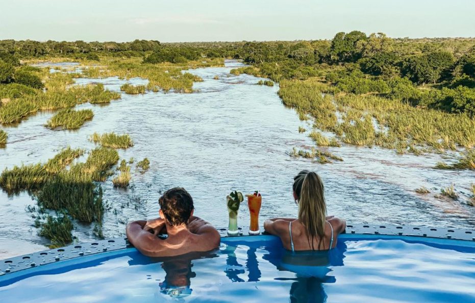 Train on The Bridge and Garden Suites – Kruger Shalati