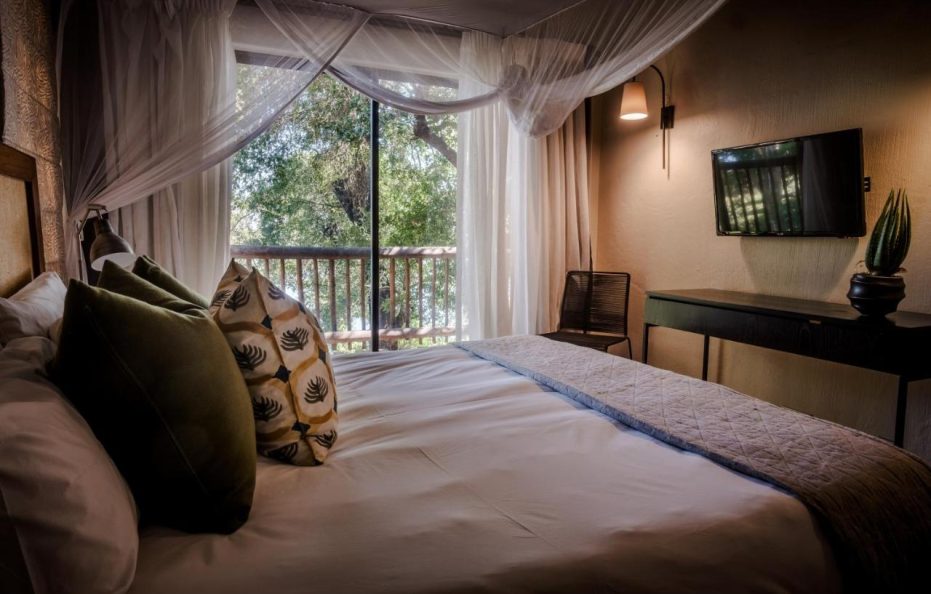 Chobe Marina Lodge