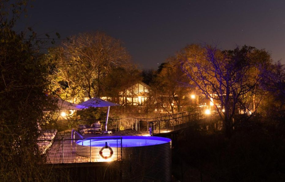 Train on The Bridge and Garden Suites – Kruger Shalati