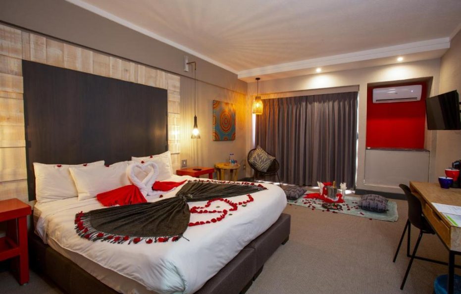 26° South Hotel Luxury Room