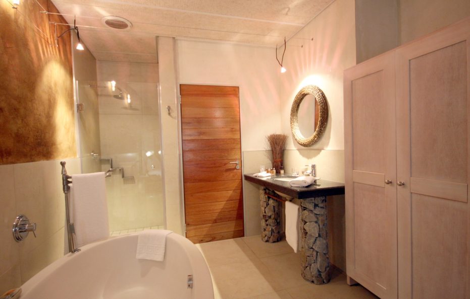 African Rock Hotel & Spa