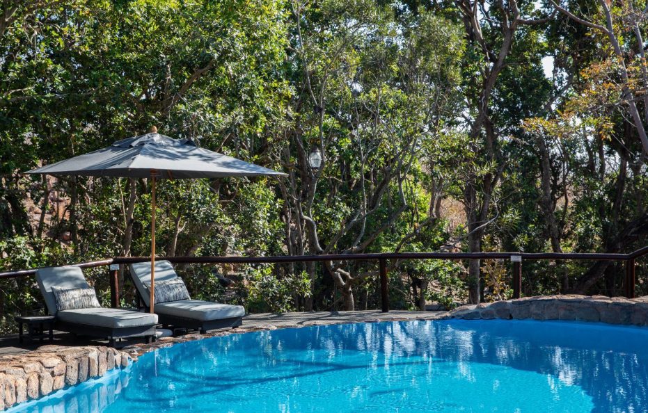 Ndlovu Safari Lodge