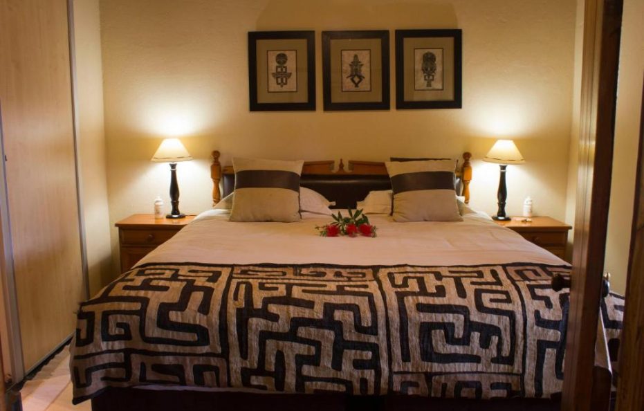 Kololo 4 Sleeper Chalet