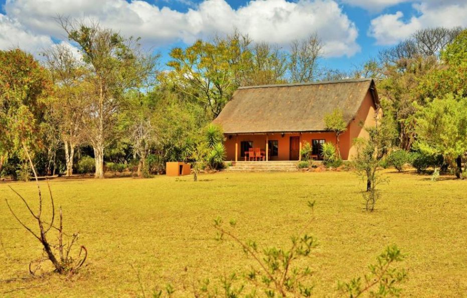 Kololo 4 Sleeper Chalet
