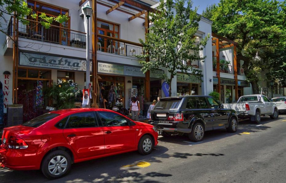 22 Eikehoff Apartment by Raw Africa Boutique