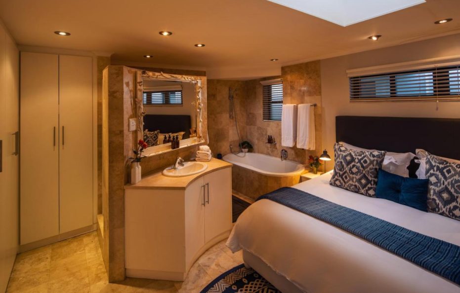 22 Eikehoff Apartment by Raw Africa Boutique