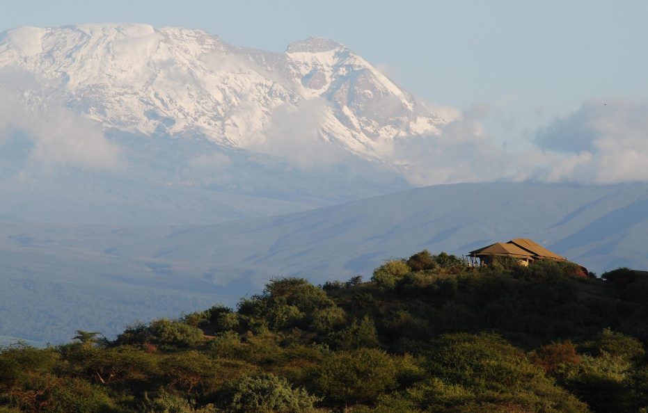 Shu’Mata Camp Luxury Tents
