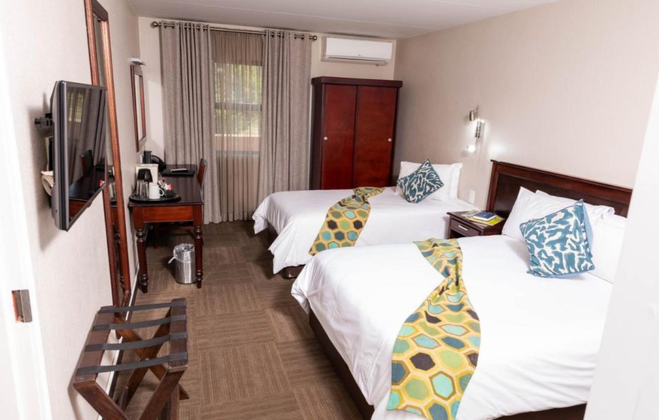 Hotel 247 @ White River