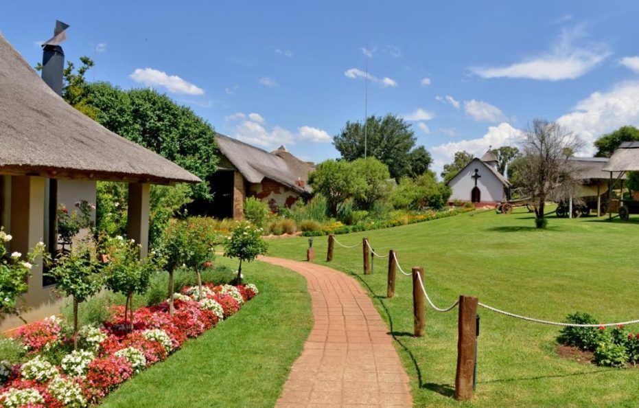 African Hills Safari Lodge & Spa