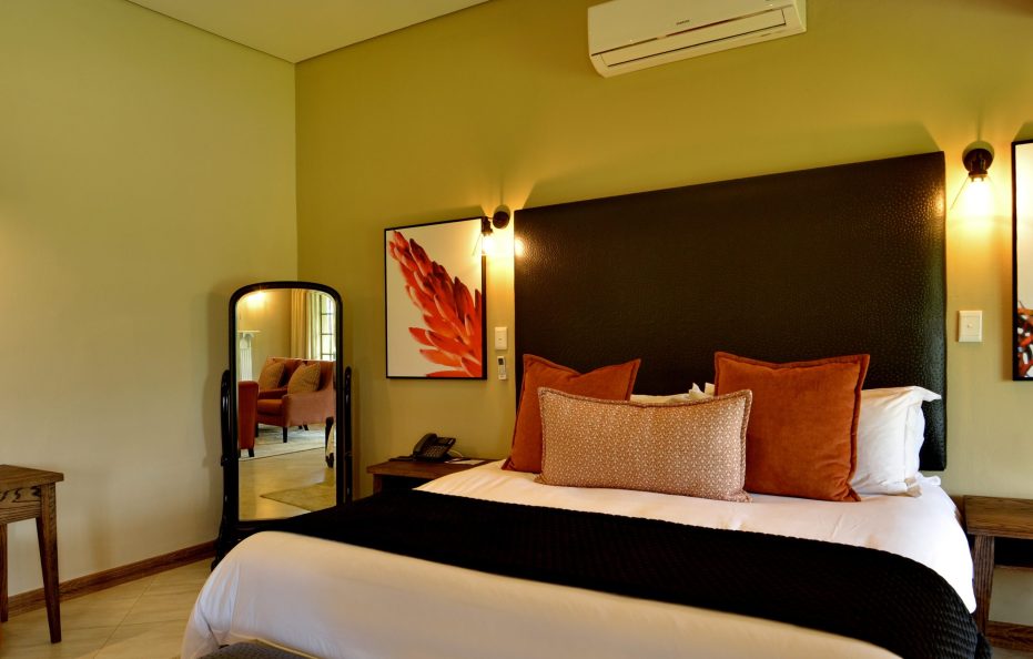 African Hills Safari Lodge & Spa