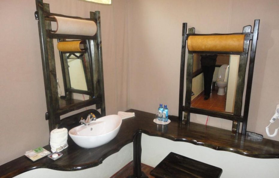 Ashnil Mara Camp Deluxe Triple Room