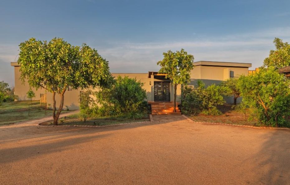 Elephant Point Dzombo Lodge – Lodge 48/49