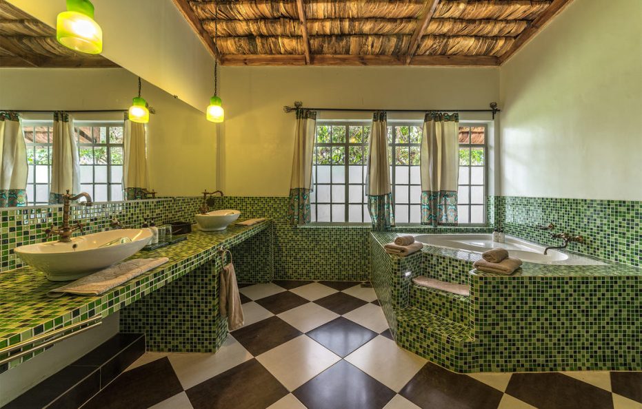 Hatari Junior Suites
