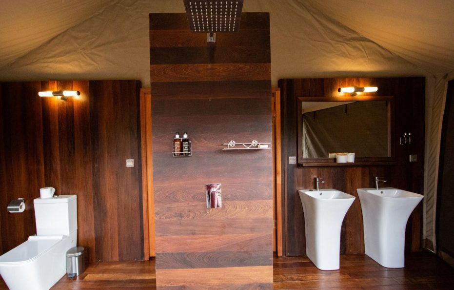 Luxury East African Style Tent 4