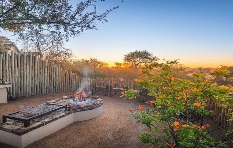 Elephant Point Nyarhi Lodge – Lodge 14