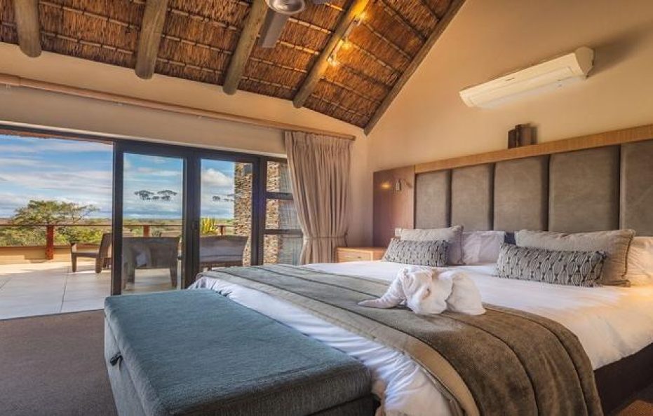 Elephant Point Nyarhi Lodge – Lodge 14